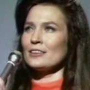 The lyrics DEEP AS YOUR POCKET of LORETTA LYNN is also present in the album Writes 'em and sing 'em (1970)