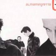 The lyrics CAMISA DOCE of ALMAMEGRETTA is also present in the album 4/4 (1999)