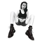 The lyrics YOU COME THROUGH (DEMO) of PJ HARVEY is also present in the album B-sides, demos & rarities (2022)