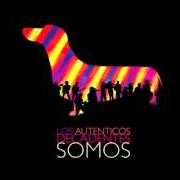 The lyrics CORAZÓN of LOS AUTENTICOS DECADENTES is also present in the album Los reyes de la cancion (2001)