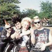 The lyrics ONE LAW FOR US of LAST YEARS YOUTH is also present in the album Yah boo fuck you (2001)