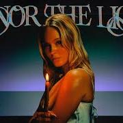 The lyrics SANKTA LUCIA of ZARA LARSSON is also present in the album Honor the light (2023)