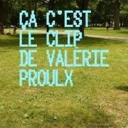 The lyrics VALÉRIE PROULX of 3 GARS SU'L SOFA is also present in the album Couteau bongo (2013)