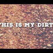 The lyrics NEVER LEFT ME of JUSTIN MOORE is also present in the album This is my dirt (2024)