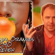 The lyrics JUSTIFIED of EMOTIONAL ORANGES is also present in the album Still emo (2023)