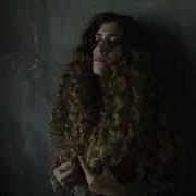 The lyrics ZITTA E MUTA of DELIA is also present in the album Sicilia bedda (2026)
