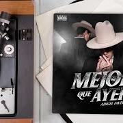 The lyrics GRIS of ADRIEL FAVELA is also present in the album Mejor que ayer (2023)