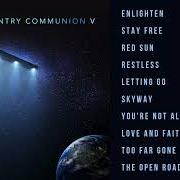 The lyrics ENLIGHTEN of BLACK COUNTRY COMMUNION is also present in the album V (2024)