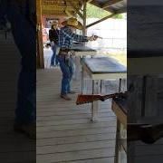 The lyrics BETTER DAYS of GUN is also present in the album R3loaded (2019)